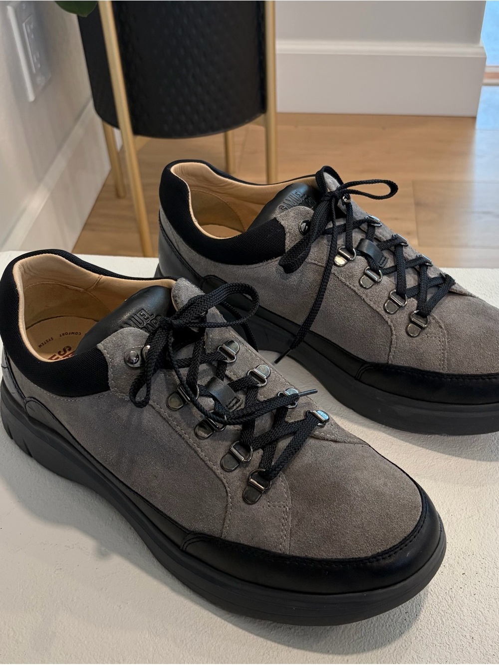 Samuel Hubbard Men's Sz 11 Dark Gray Suede Performance Walker Shoes Memory Foam